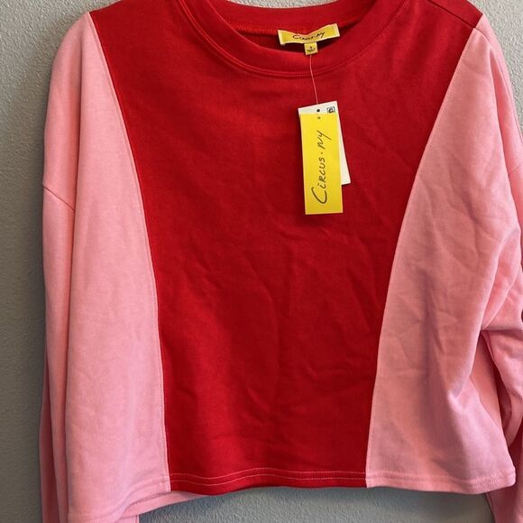 NWT-Circus NY- Cropped color blocked oversized top- Size small - Picture 7 of 11